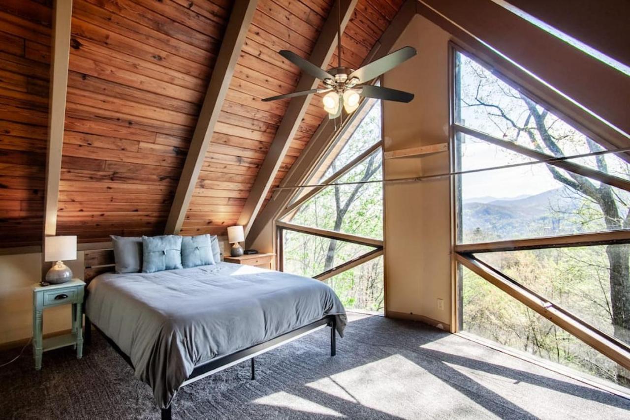 Bear View Chalet With Hot Tub And Near Ober Gatlinburg Exterior foto